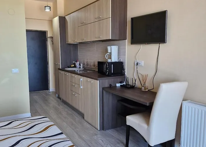 Seaview Marina Mamaia